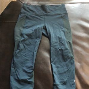 Lululemon home stretch crop